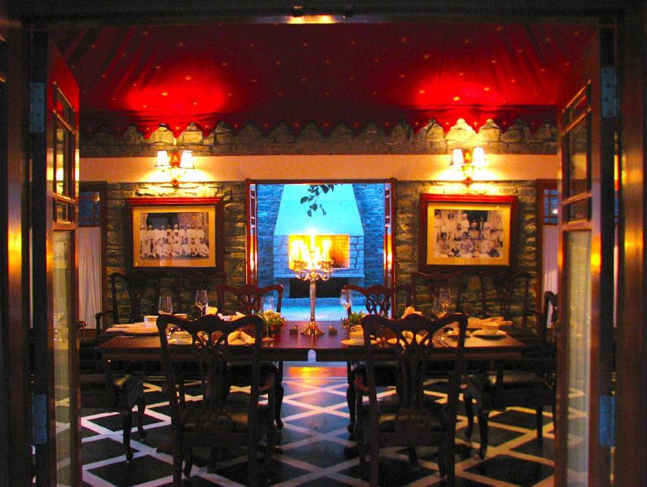Mount Batten Lodge ラナクプール エクステリア 写真